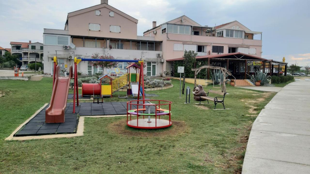 Apartmani Resetar Privlaka  Luaran gambar