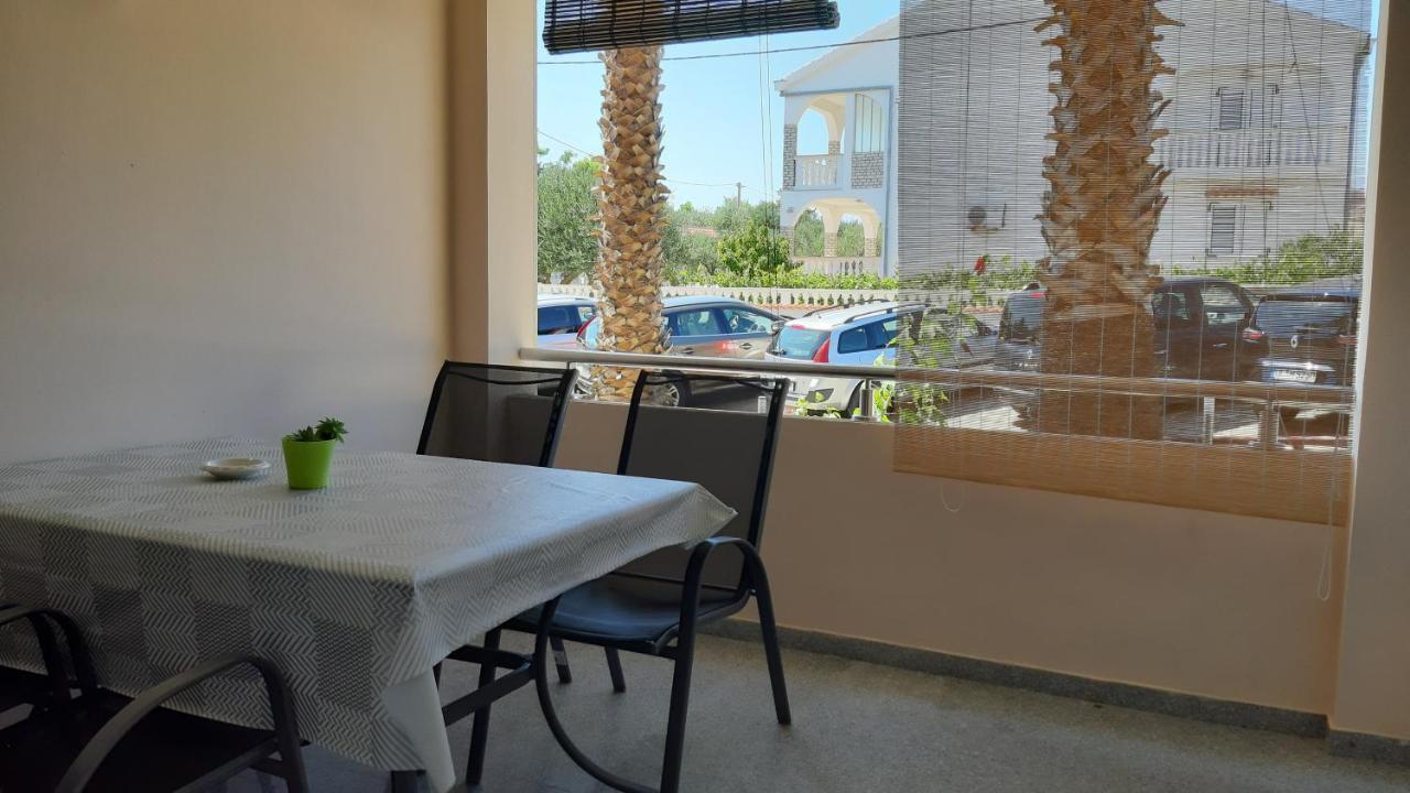 Apartmani Resetar Privlaka  Luaran gambar