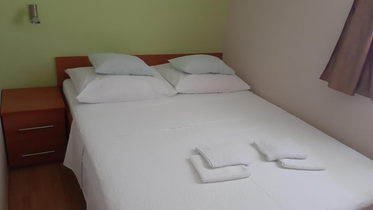 Apartmani Resetar Privlaka  Luaran gambar
