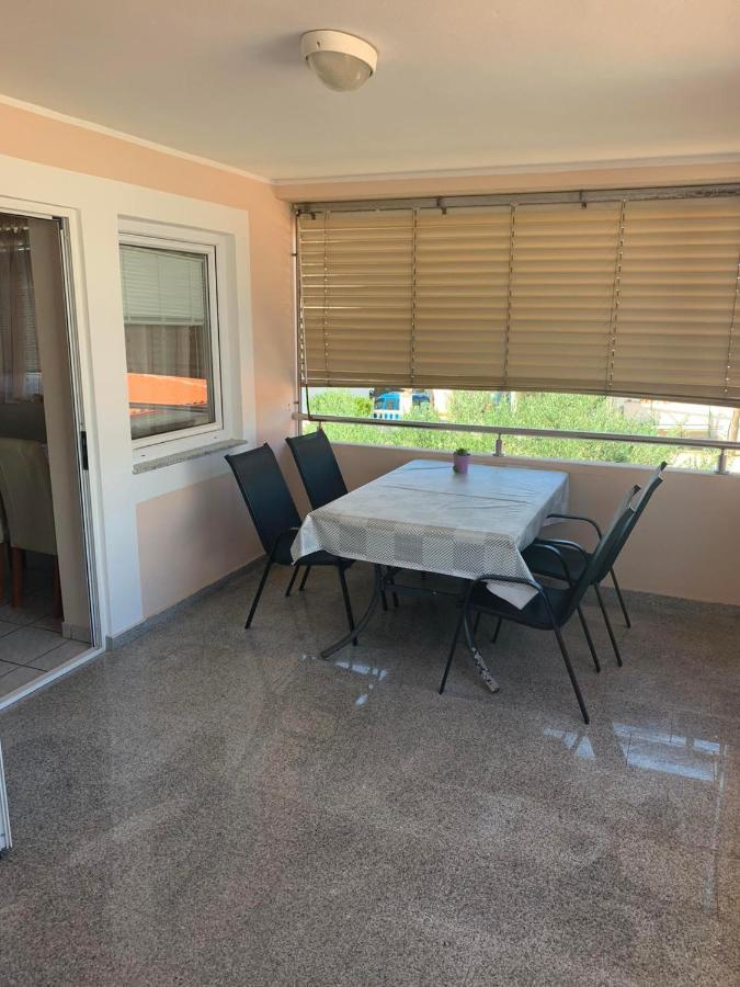 Apartmani Resetar Privlaka  Luaran gambar