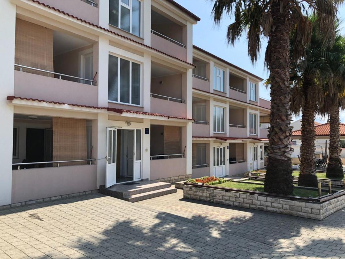 Apartmani Resetar Privlaka  Luaran gambar